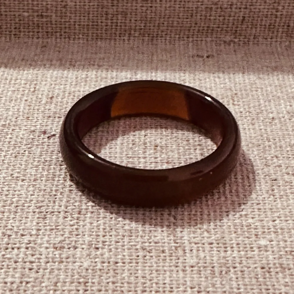 Boutique | Ring | Stone Band | Shaded Brown